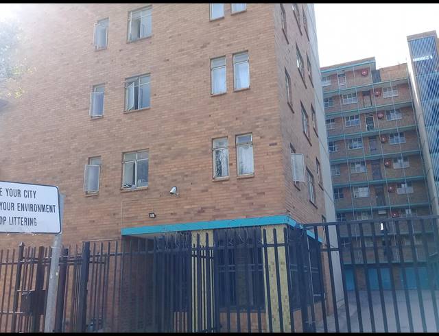 3 BEDROOM FLAT FOR SALE IN SUNNYSIDE